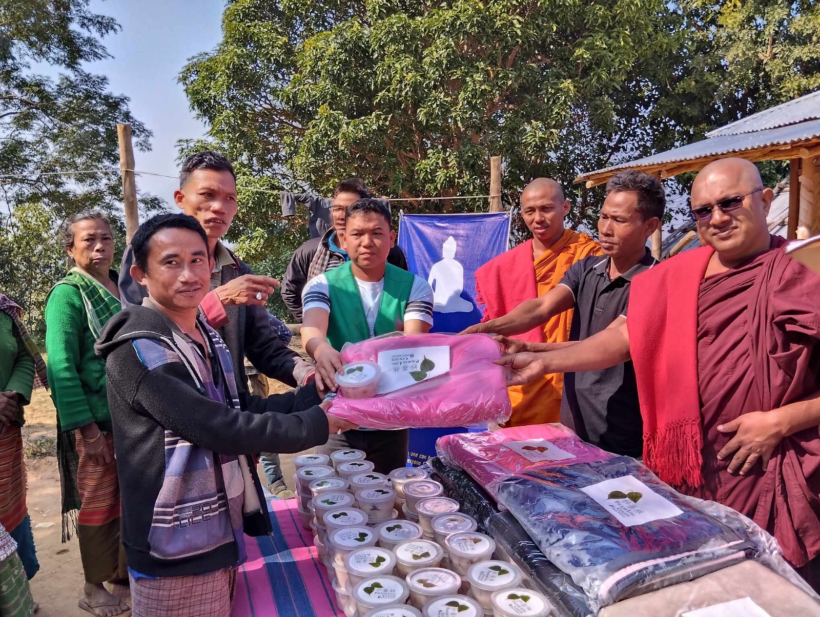 এক টুকরো উষ্ণতা, এক মুঠো হাসি, পালবারলিং সেন্টার শিশুসদন পাশে আছি